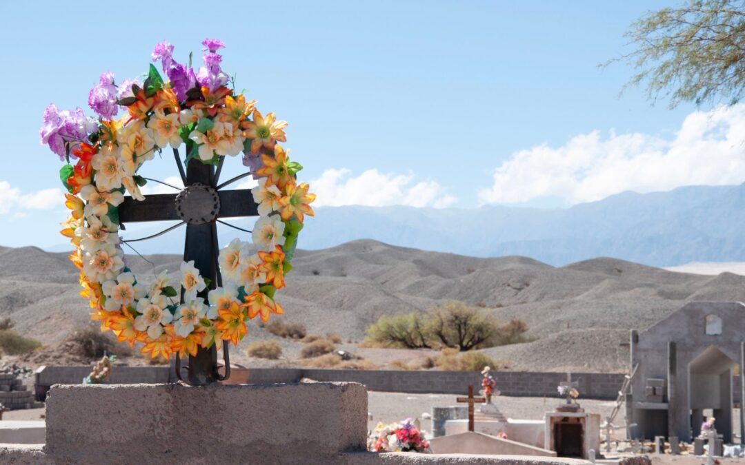 Nichos y panteones en un cementerio: costes y cobertura del seguro de decesos