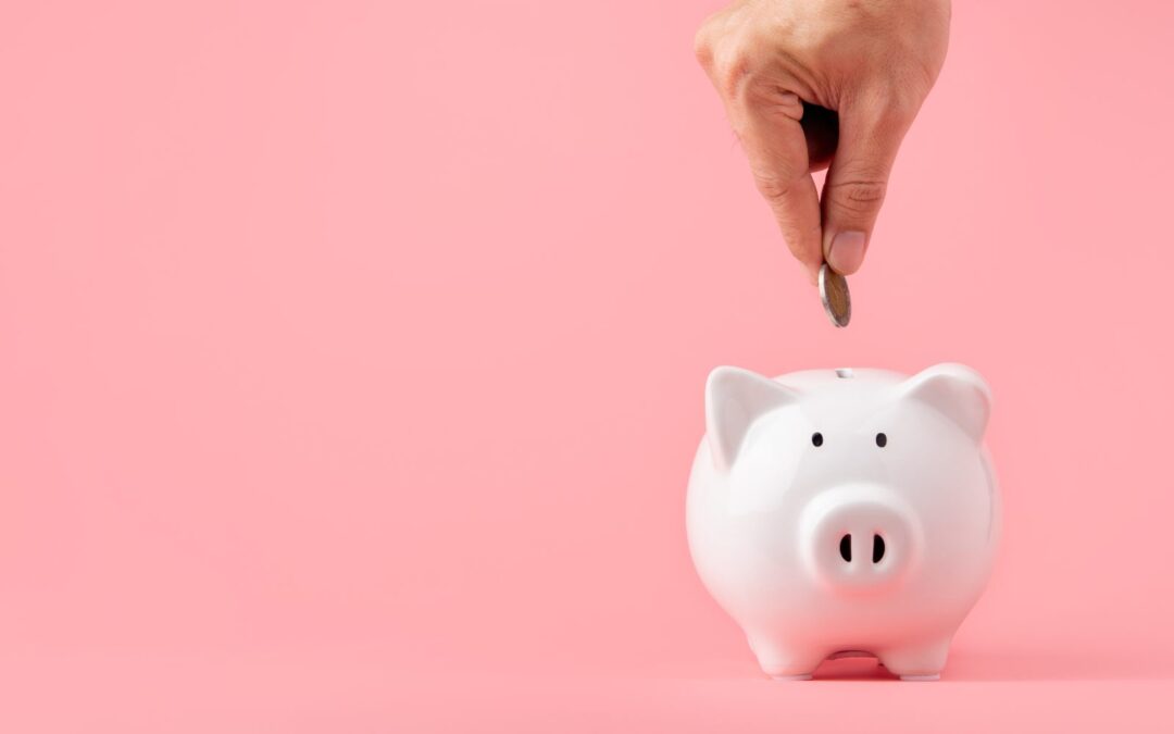 Prima única o periódica en el seguro de decesos: ahorro y monedas